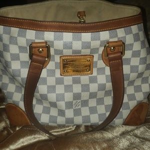 Azur Louis Vuitton Handbag